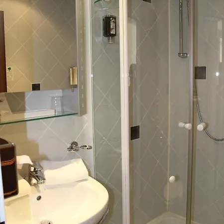 Hotel Hubertushof Garni 4*