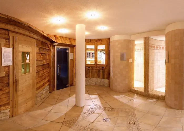 Hubertushof Garni 4*