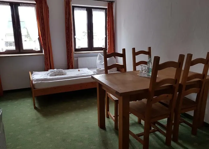 Hubertushof Garni 4*