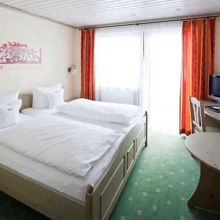 Hubertushof Garni 4*